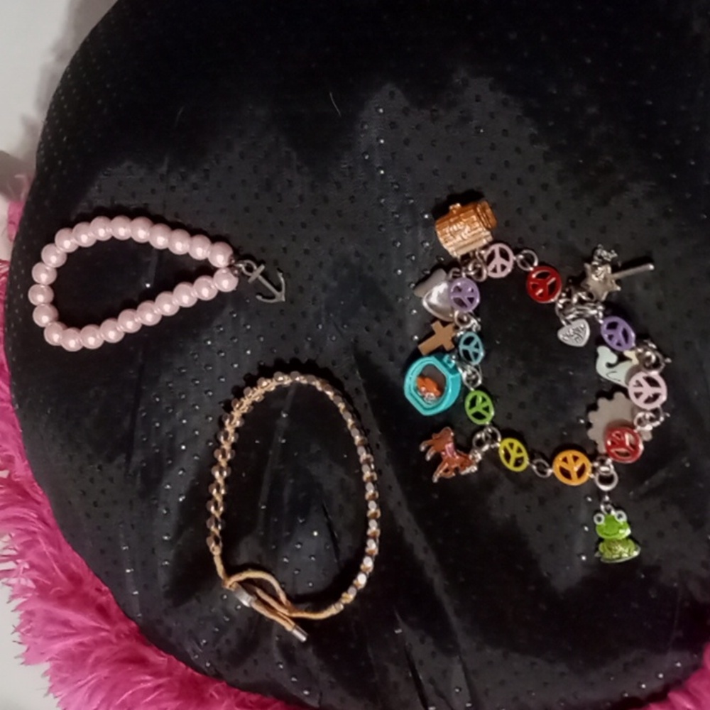 Heavy metal jewelry tree - Picture 6 of 8